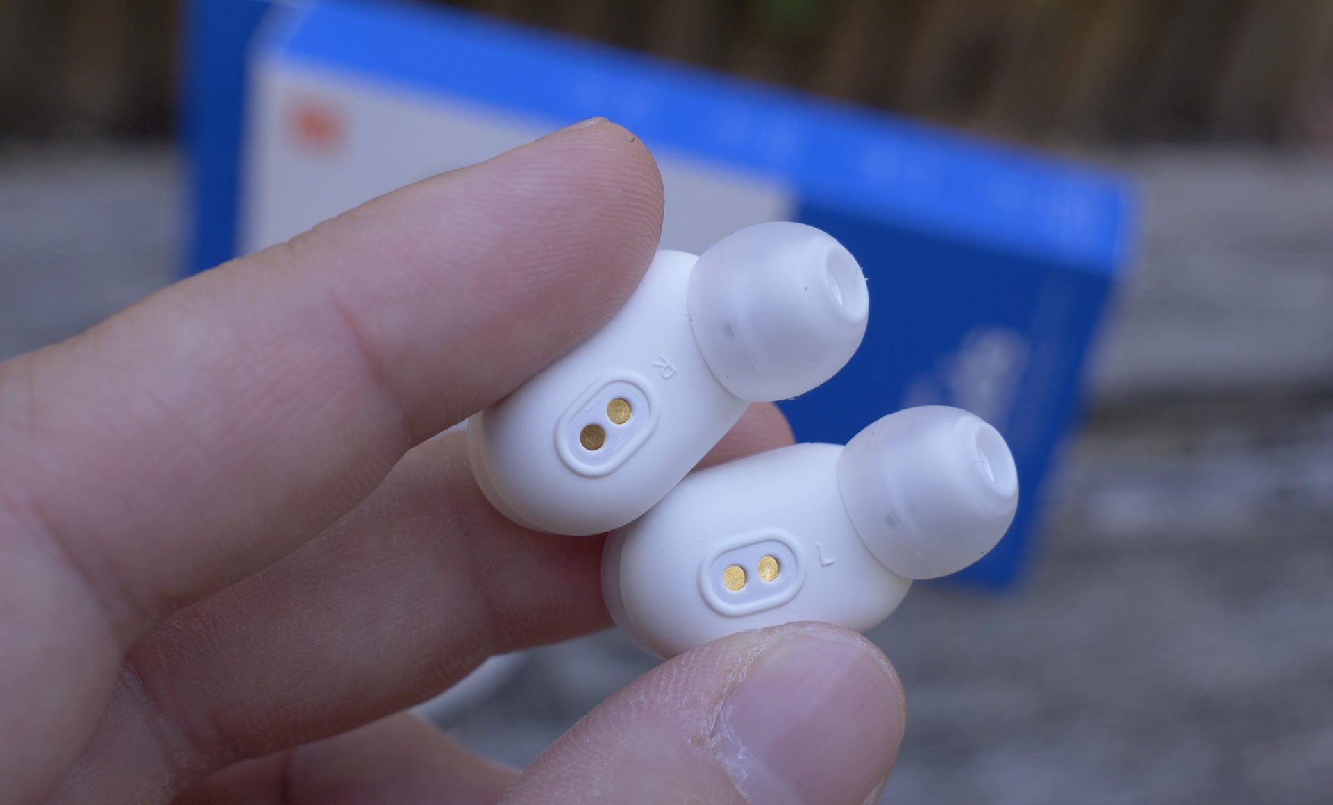 Xiaomi Mi Airdots Bluetooth fülhallgató bemutató Xiaomilife
